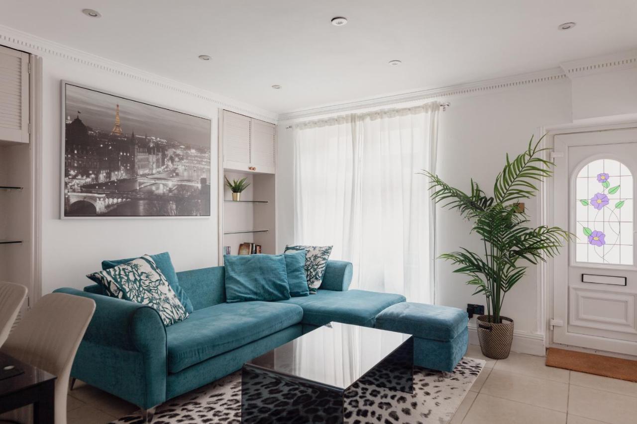 Charming & Beautiful 2 Bed Flat In Zone 1 Daire Londra Dış mekan fotoğraf